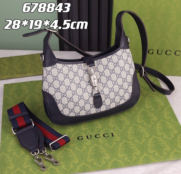 グッチバッグ正面デザイン